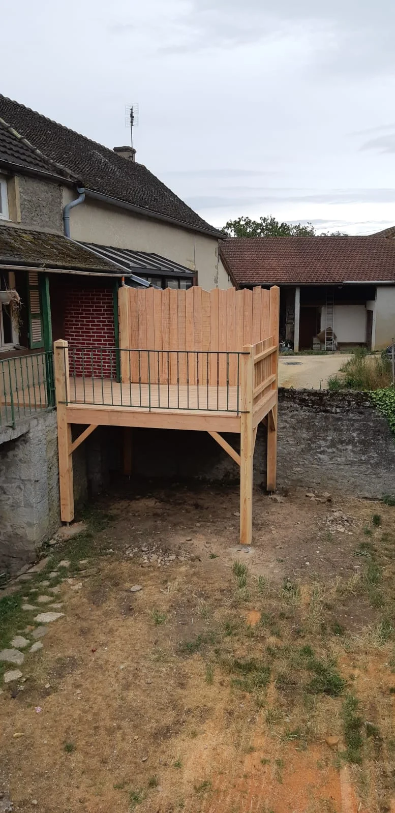 Mobilier extérieur en bois
